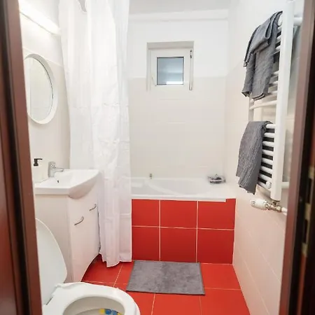 Spacious 2br Dristor *