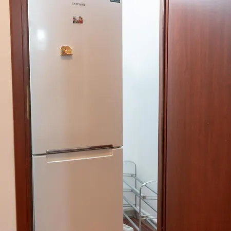 Apartment Spacious 2br Dristor Bucharest