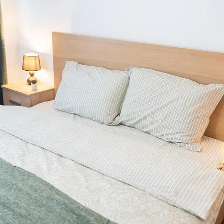 Spacious 2br Dristor Bucharest
