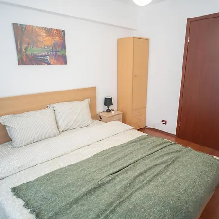 Spacious 2br Dristor *